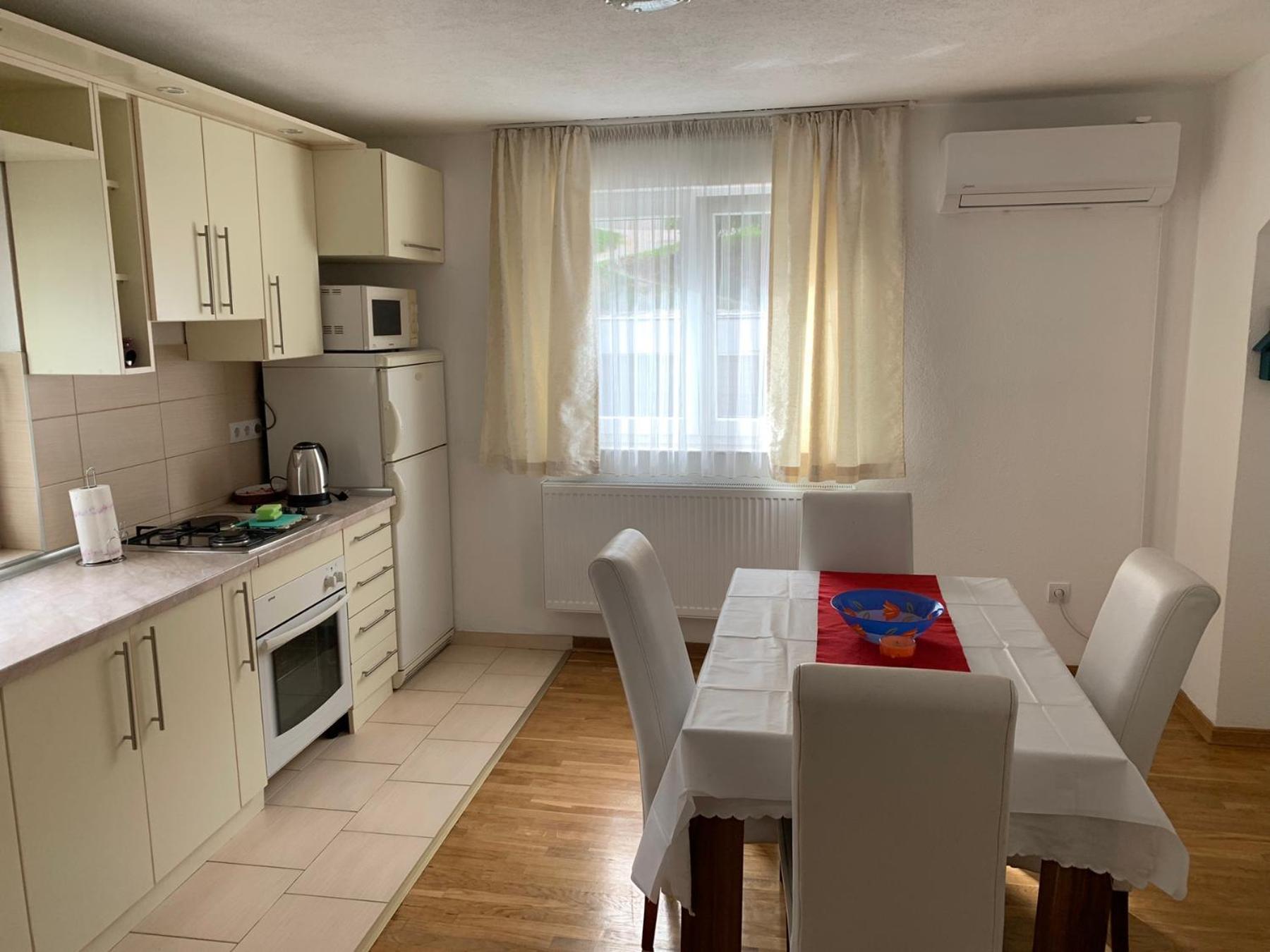 Apartment Dzeni Сараєво Екстер'єр фото